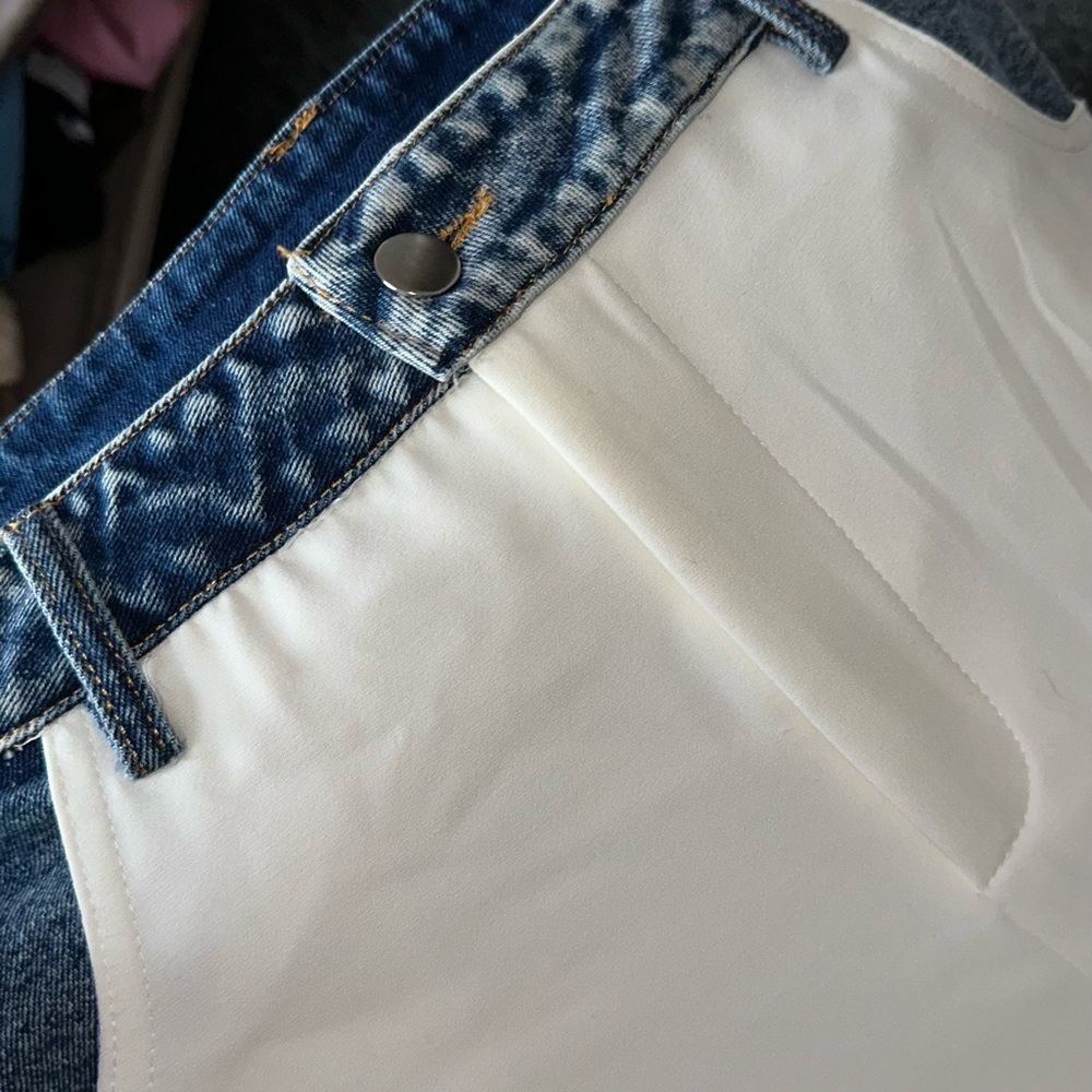 White Denim Contrast
Tube Top and Jeans SET (SZ L) - Picture 16 of 17